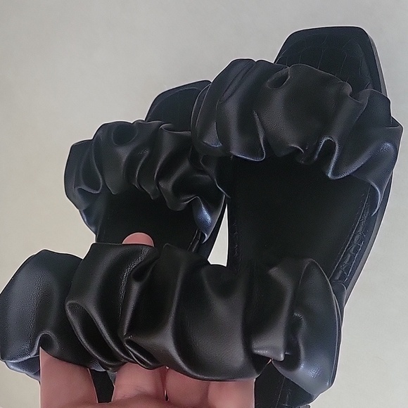 NEW! CIRCUS BY SAM EDELMAN Iggy Ruched Flat Slide Sandals 10. - Picture 8 of 8